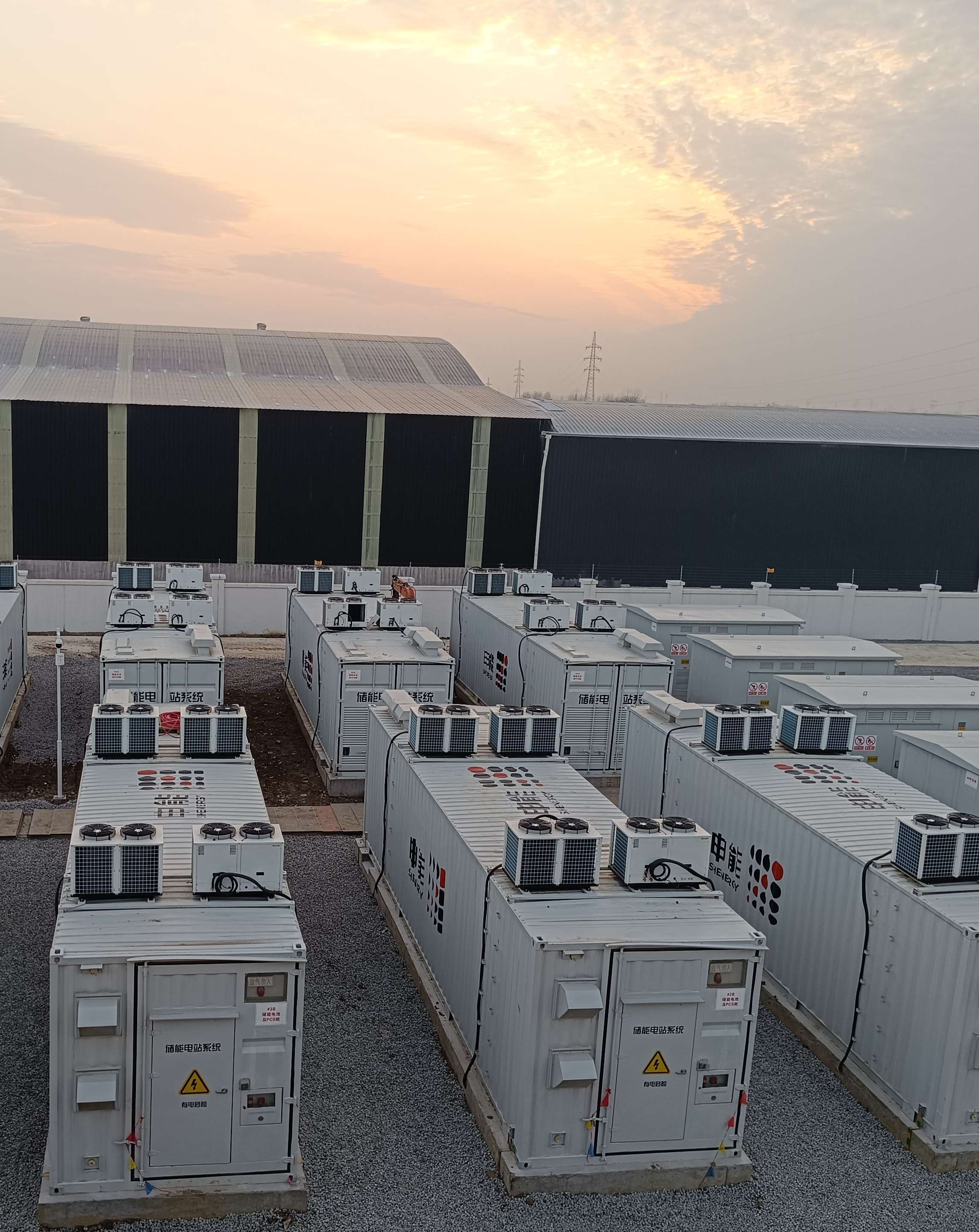 新能源發(fā)電側儲能系統.jpg